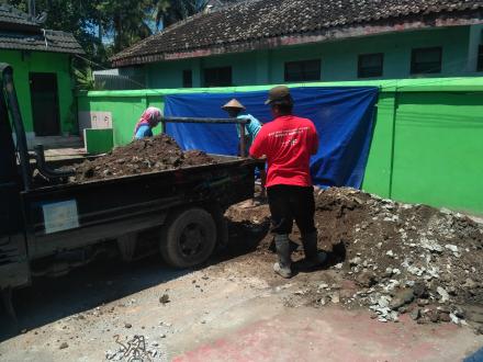 Proses Pembangunan Kantor BUMDES dan BKM